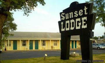Lodge Sunset *